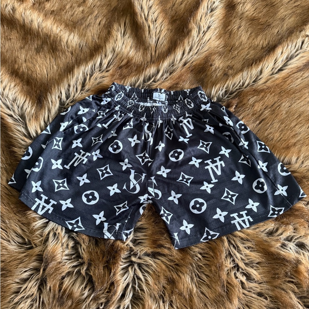 Stylish Black Patterned Mens Shorts